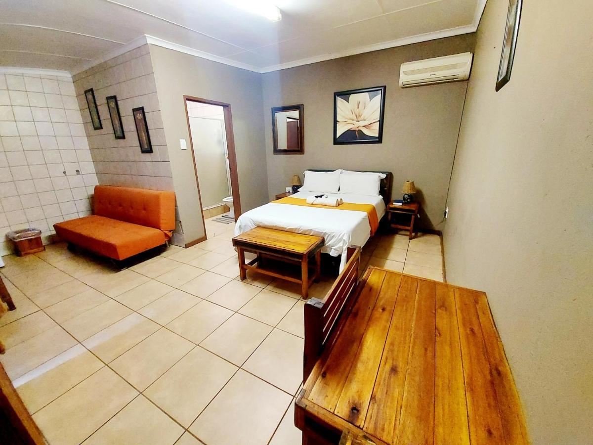 Sundown Lodge Komatipoort Habitación foto